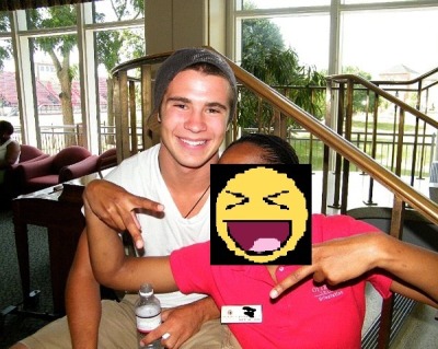guyswithcellphones smiley face dont
