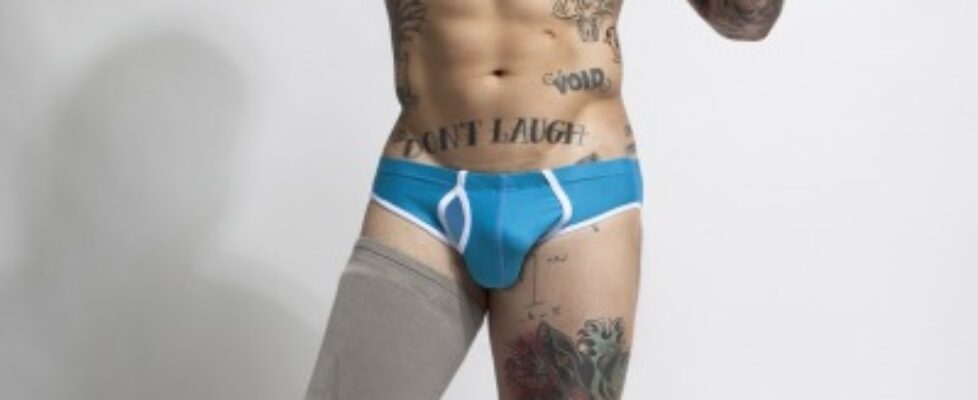 hes naked check out alex minsky hes a retired