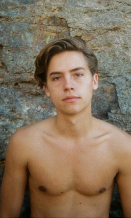 dylan sprouse naked in the mirror