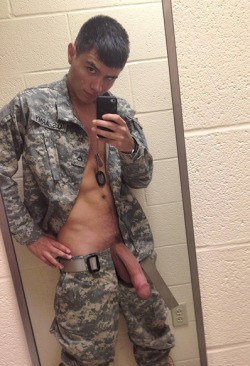 edcapitola2 phymy62 more hot men on my