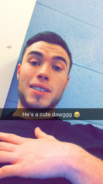 zach 20 more str8 boy nudes here