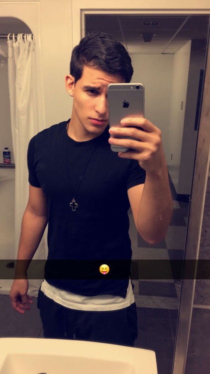 adrian 20 more str8 boys catfished here