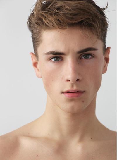 introducing the newcomer young model meet frank