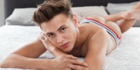 this fucking hot boy makes me do fucking horny and