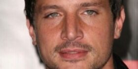 simon rex