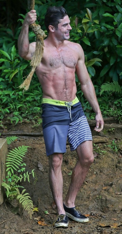 tabloidheat101 zac efron