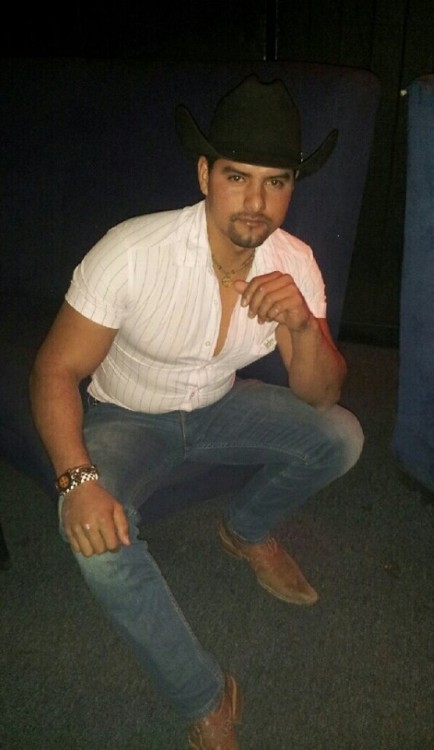 btw ilikemen si papi que onda