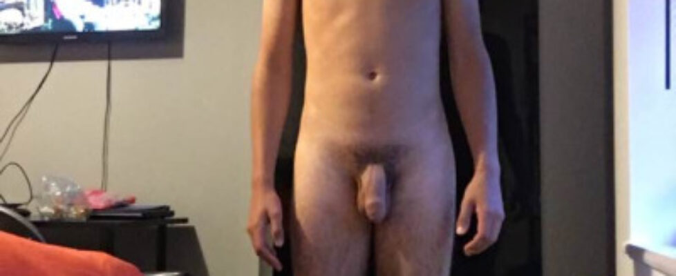 18yo lad from manchester uk shows the world he