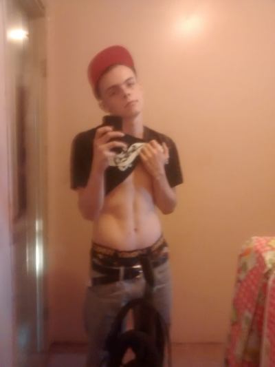 another straight boy caleb baited hes got a
