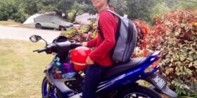 godek godek jumpa gambar mat rempit ni batang