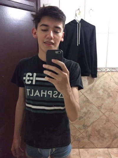 mexicano desnudo expuesto un mexicanito