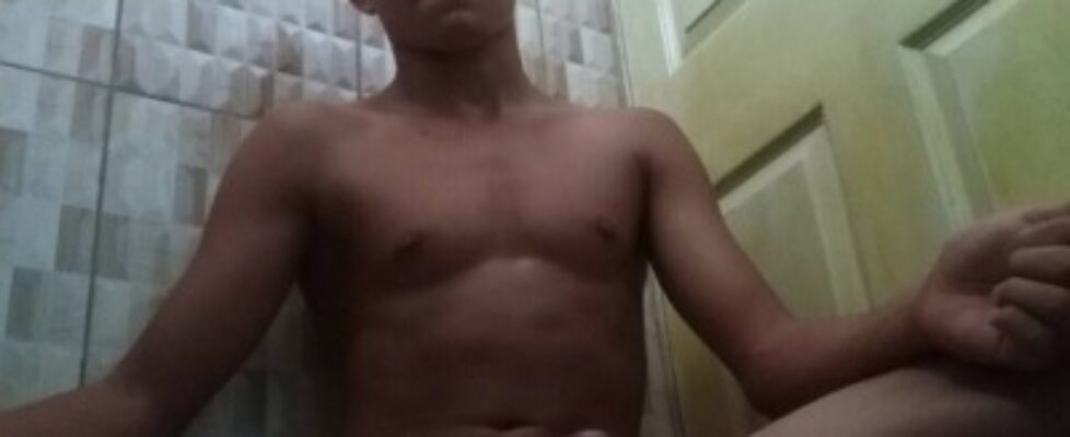 rogelio 18 aporto de un gran amigo sexy