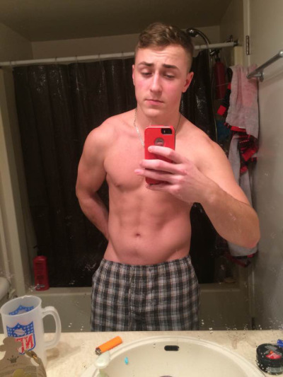 a hot canadian fuckboy for this years easter