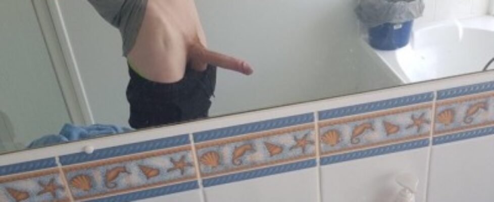 massive cock on the bi curious boy from perth