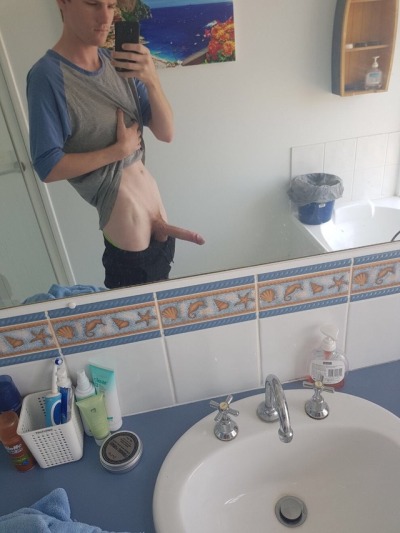 massive cock on the bi curious boy from perth