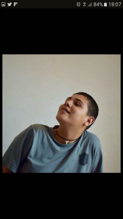 pendejo de 18 años que quiere pico