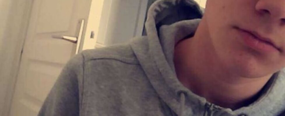 young straight french boy with nice abs and dick