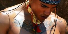 betosgaylatinmenfan model j photo credit quar