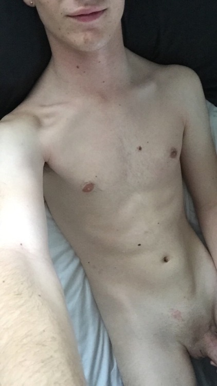 does anyone want to pound me absolutely fucking
