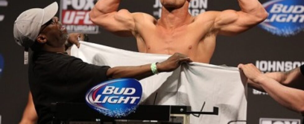hes naked daron jae cruickshank is an american