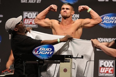 hes naked daron jae cruickshank is an american