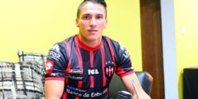 lautaro geminiani jugador de patronato fotos