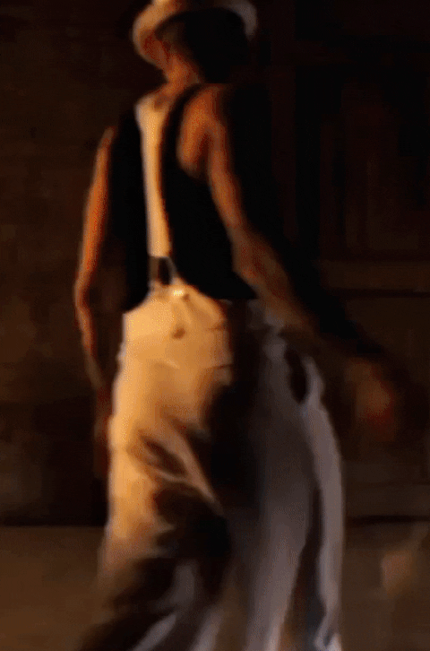 combs cyn br0mancebooty chris breezy booty