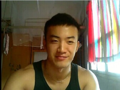 果然是體育大學的直男生不但身材精壯屌又粗長的又很man又帥氣