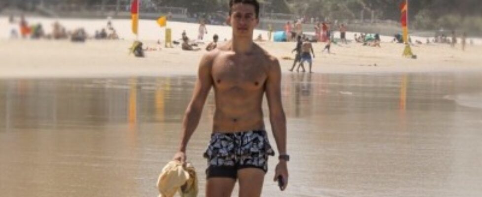 gold coast gay boy
