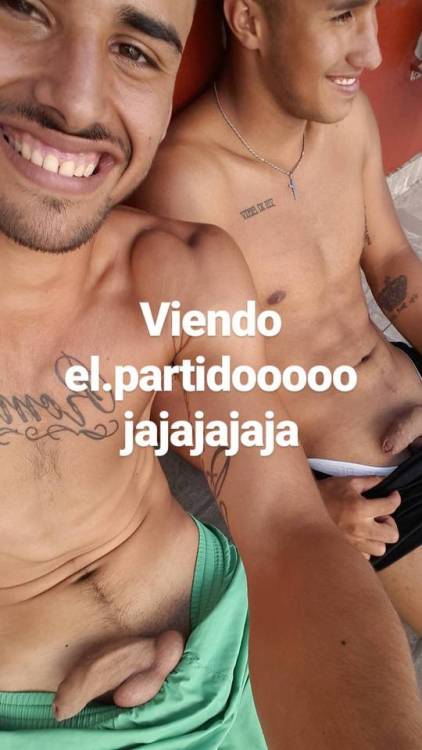 joaquín islas macho exhibicionista de insta