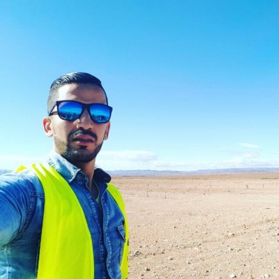 mehdi 27 years old likes to show off his hairy