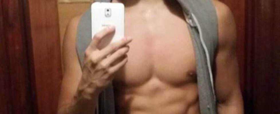 paradiseofmen alex chee at home taking more