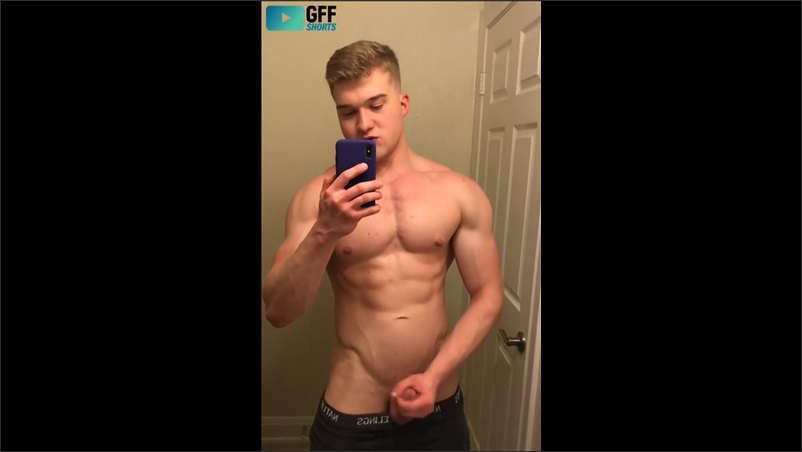 Quick jerk off in the bathroom alek (alekxbrandt)
