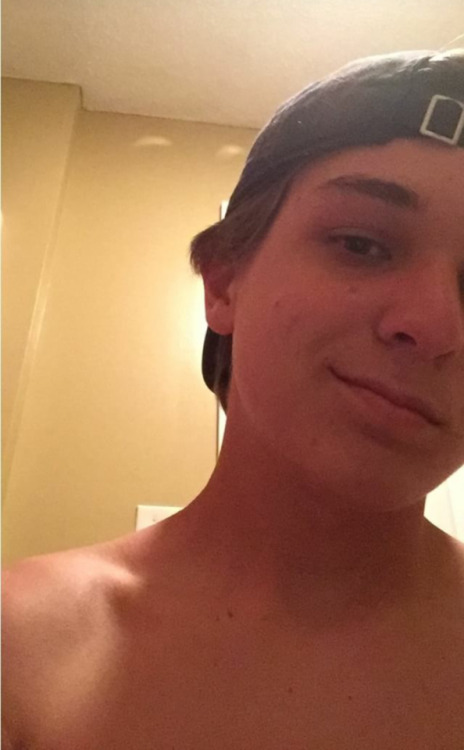 straight horny fuckboy devon 18