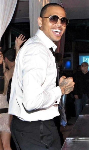br0mancebooty chris brown phat soft yella ass