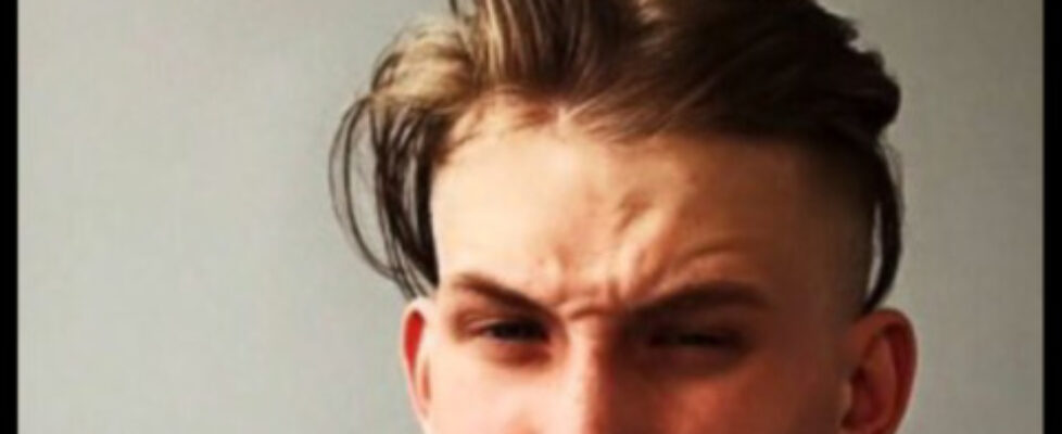 curtis 20 year old smooth chav from belfast