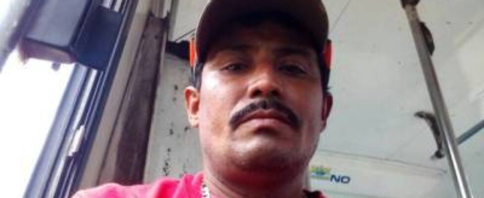 freddy chacal con buena verga gruesa y grande