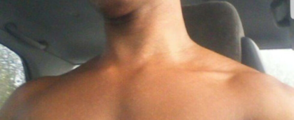 grindr 3 hottie on the dl