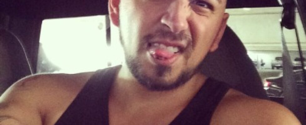 latinbastards damn real cute guy with a yummy