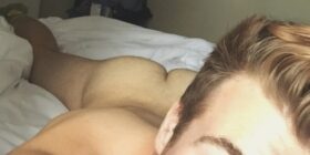 looks closer is tha is that an avocado sock