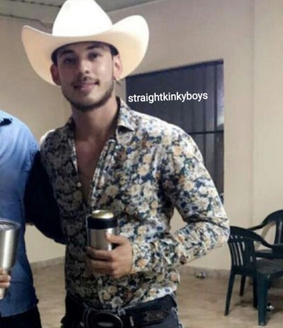 straightkinkyboys andrés 22 años coahuila