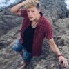 tayler holder this is so hot hes being so