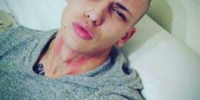 21yrs hot boy from grindr 11