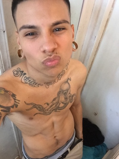 dwayne 19 more str8 boys catfished here