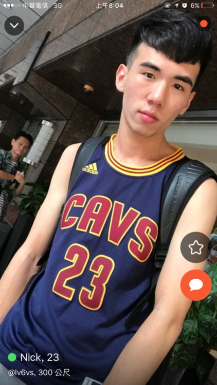 大家要注意了有人知道他嗎 此人 手腳不乾不淨 他會說要跟你約然後去你家後