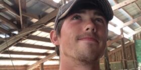 i find blake super sexy he is only 18 510 and