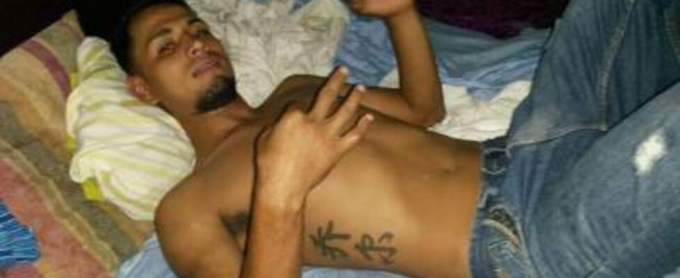 ricas bolas y verga nicaragüense