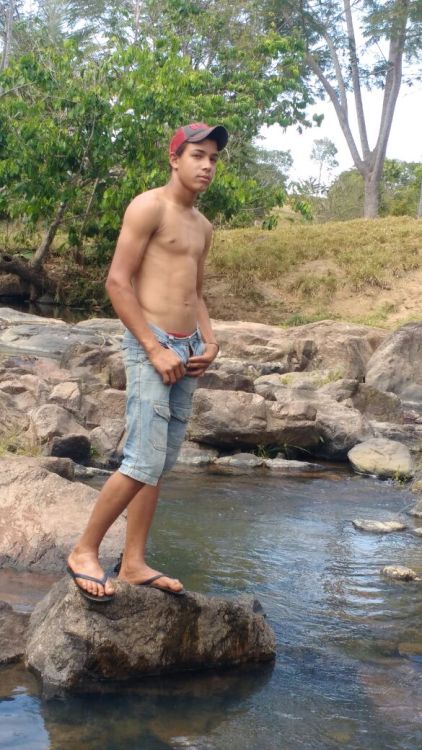 y para el gran finale un brasileño rikolino uwu