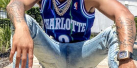 yk osiris tight booty toss around