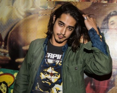 avan jogia